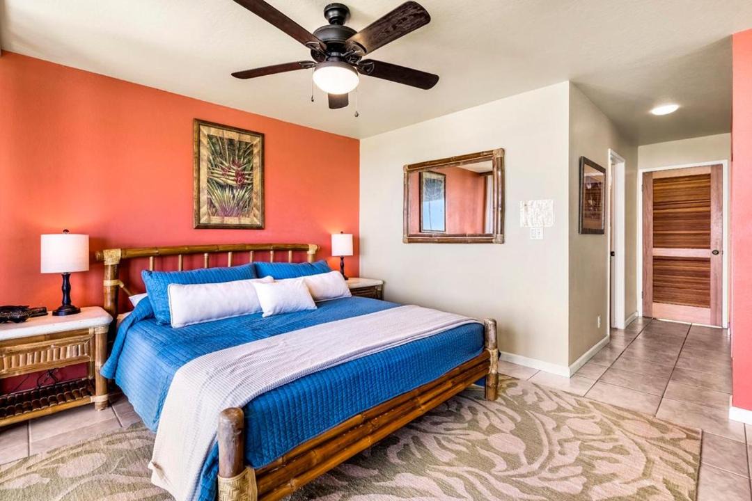 Photo of Bedroom in Kahaluu Bay