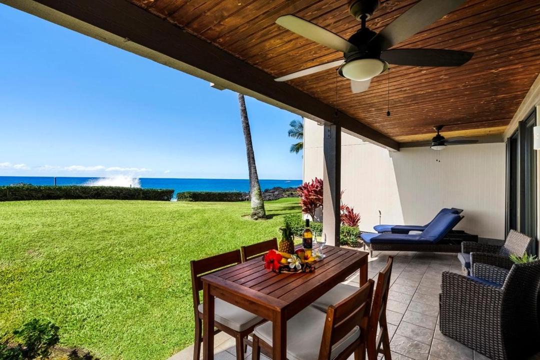Photo of Patio Balcony in Kahaluu Bay