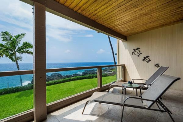 Photo of Patio Balcony in Kahaluu Bay