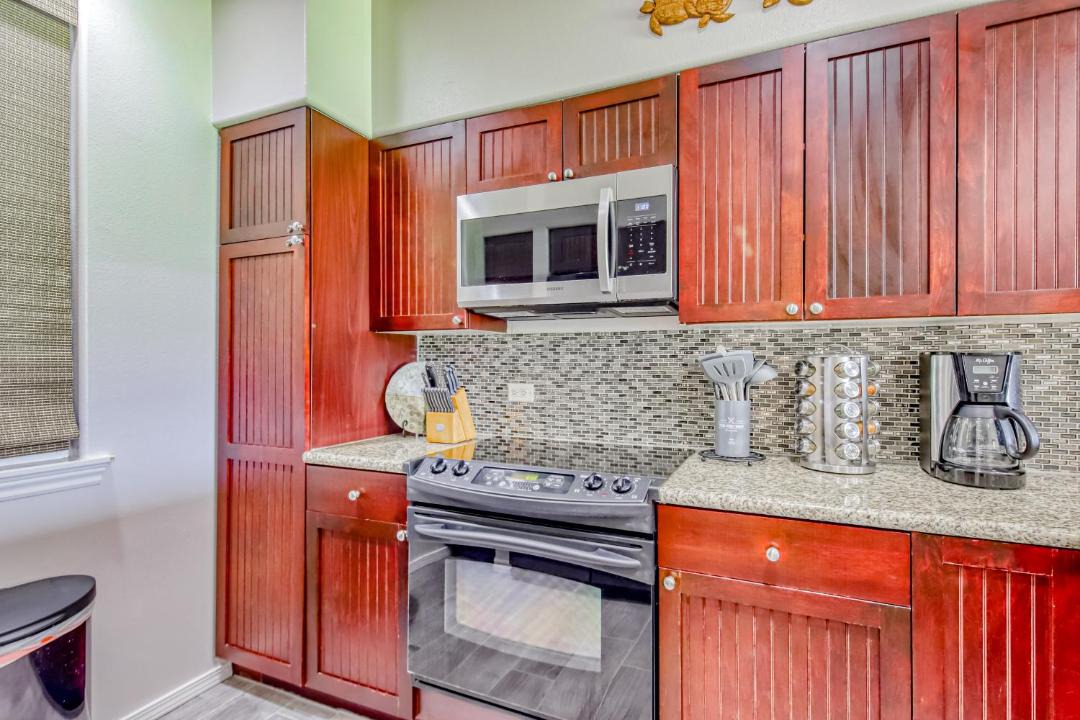 Photo of Kitchen in Waikoloa