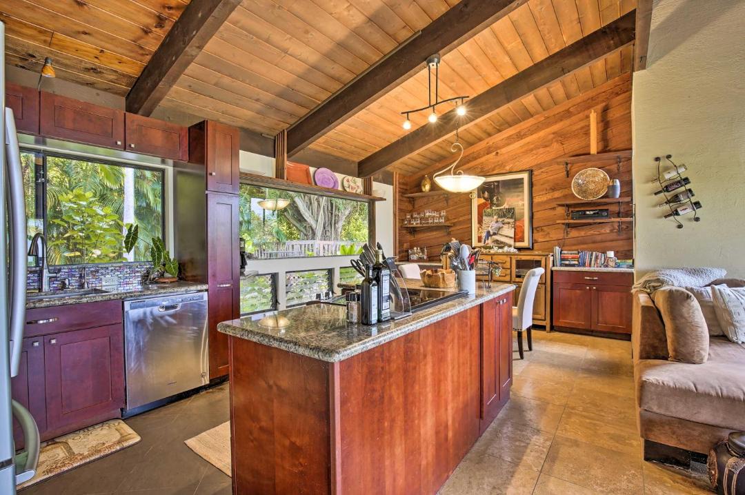 Photo of Others in Kona Palisades