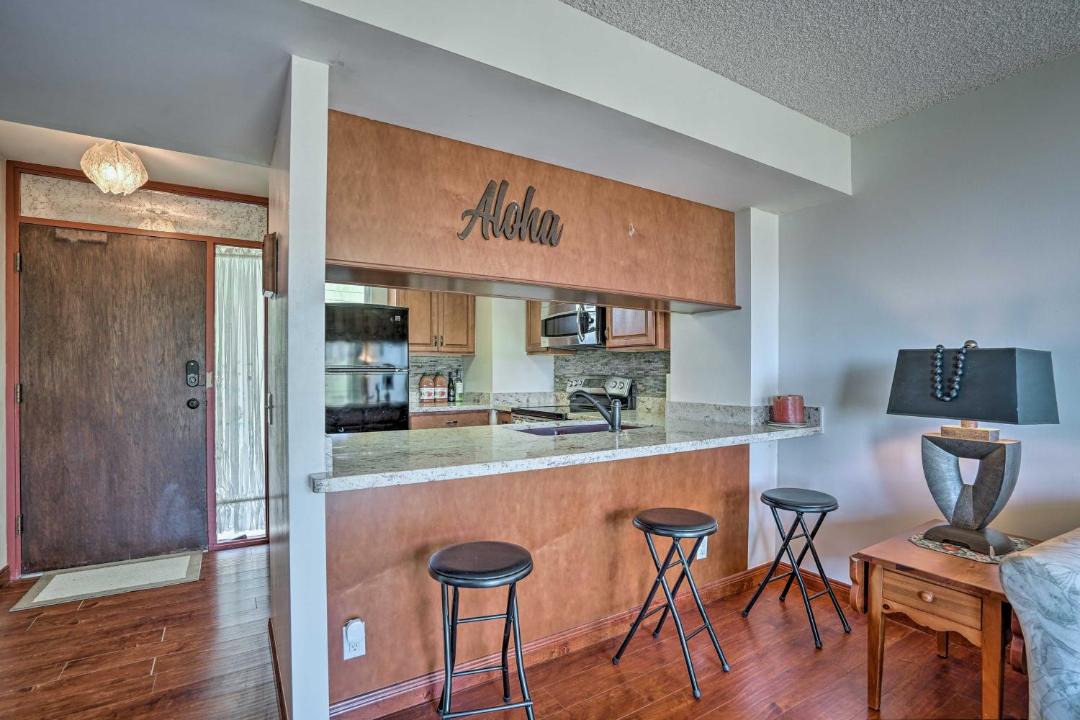 Photo of Kitchen in Makaha