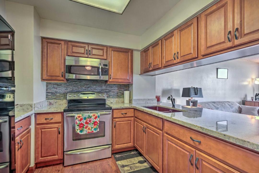 Photo of Kitchen in Makaha