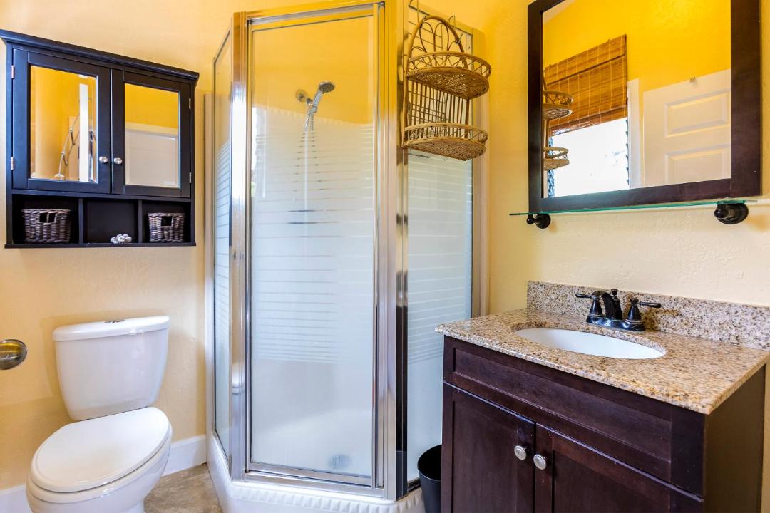 Photo of Bathroom in Honaunau-Napoopoo