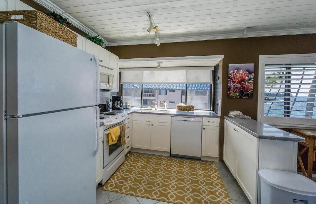 Photo of Kitchen in Historic Kailua Village