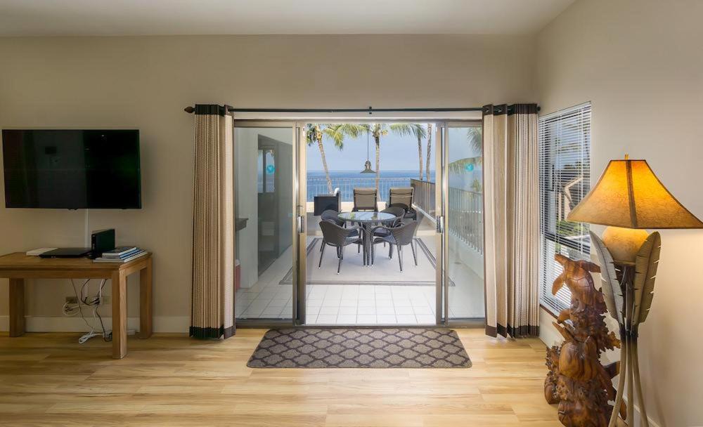 Photo of Livingroom in Kailua-Kona