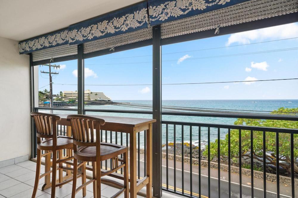 Photo of Patio Balcony in Historic Kailua Village