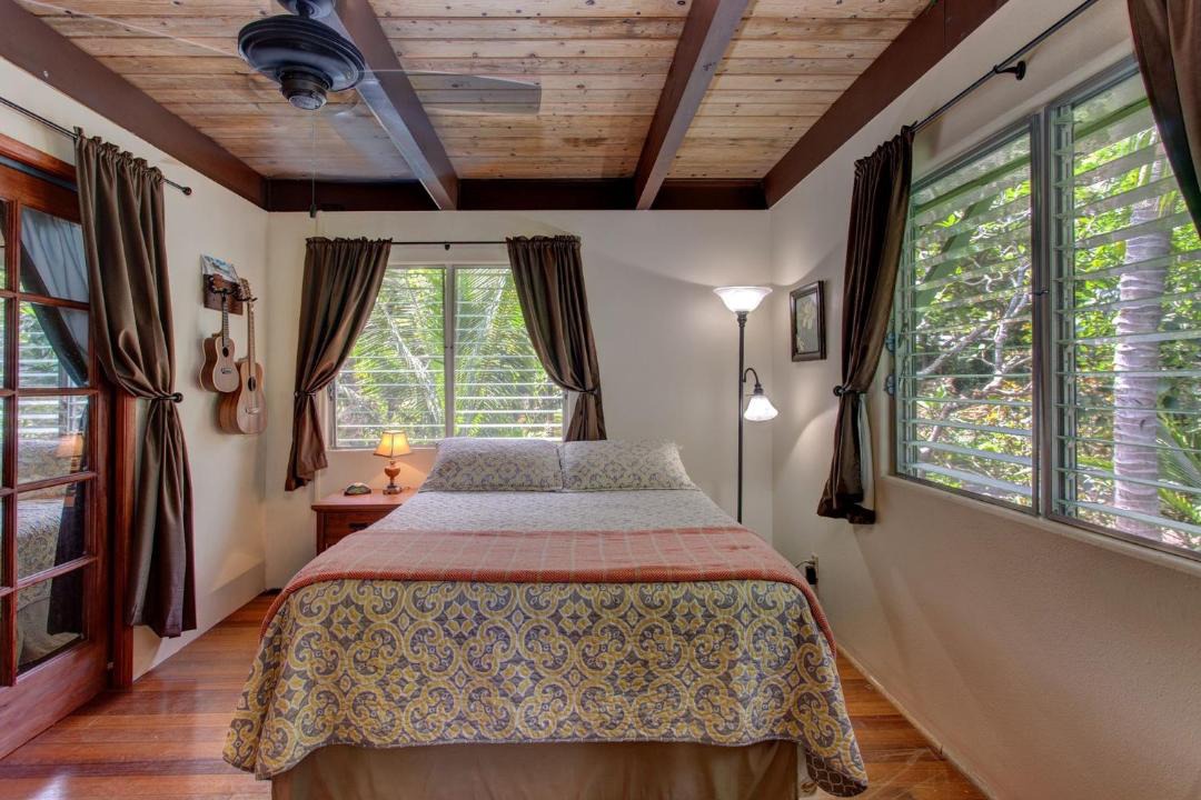 Photo of Bedroom in Kehena Beach Estates