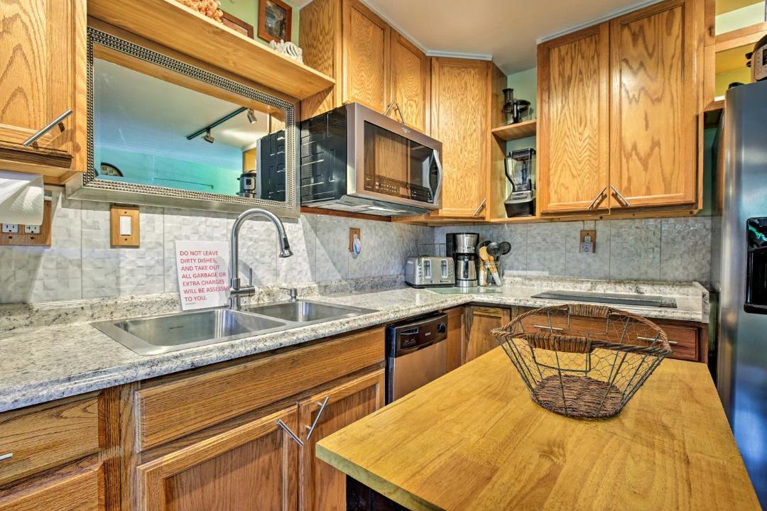 Photo of Kitchen in Historic Kailua Village