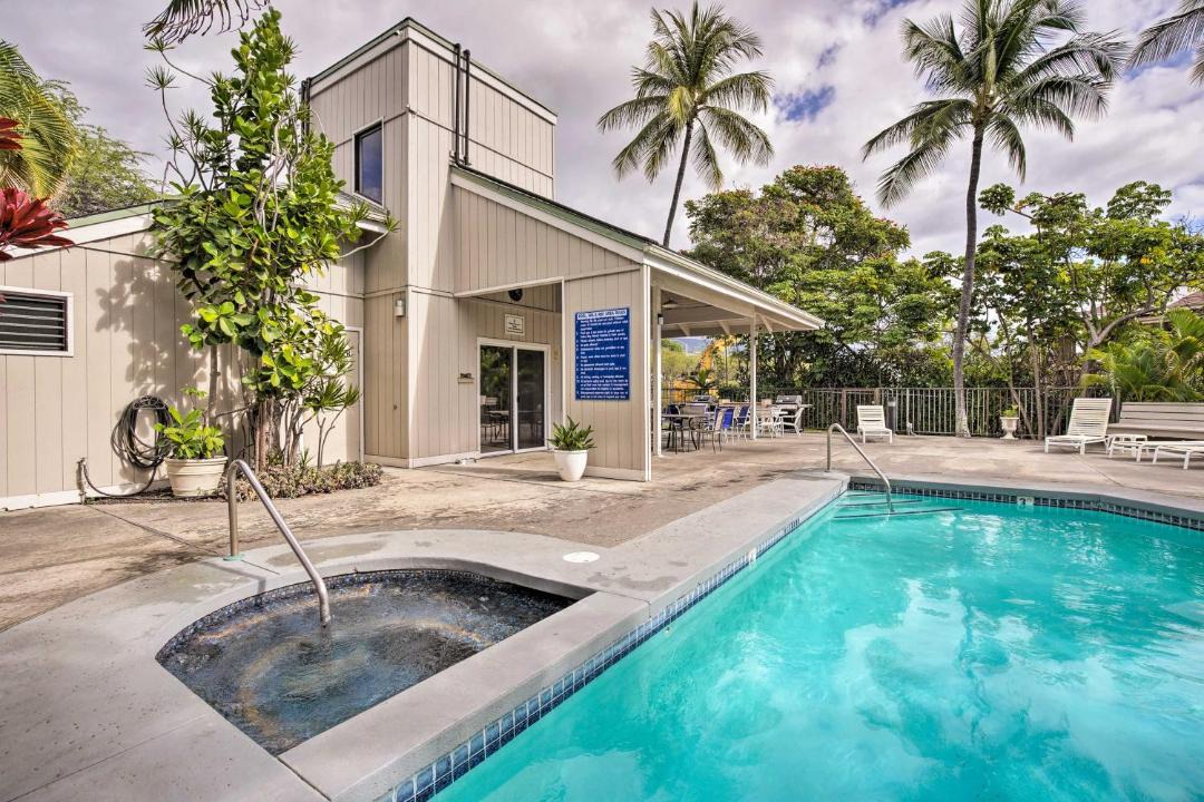 Photo of Others in Historic Kailua Village