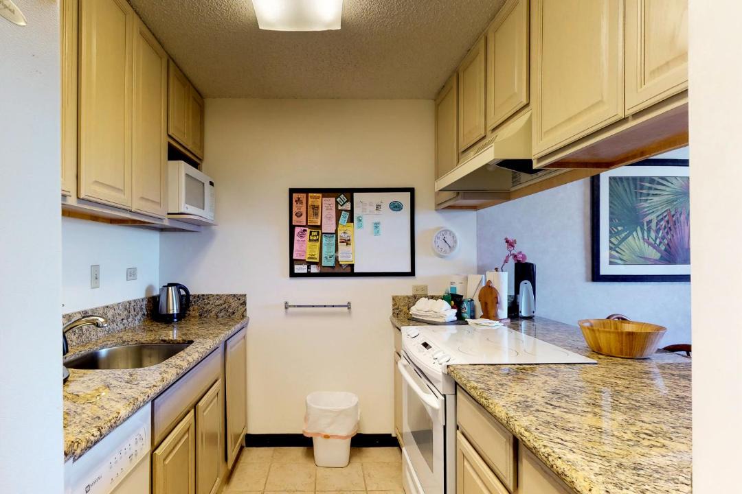 Photo of Kitchen in Kahana