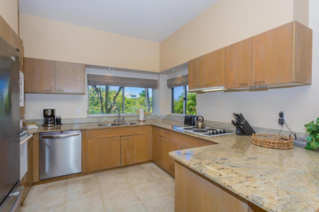 Photo of Kitchen in Waikoloa