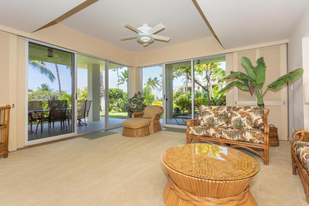 Photo of Livingroom in Waikoloa