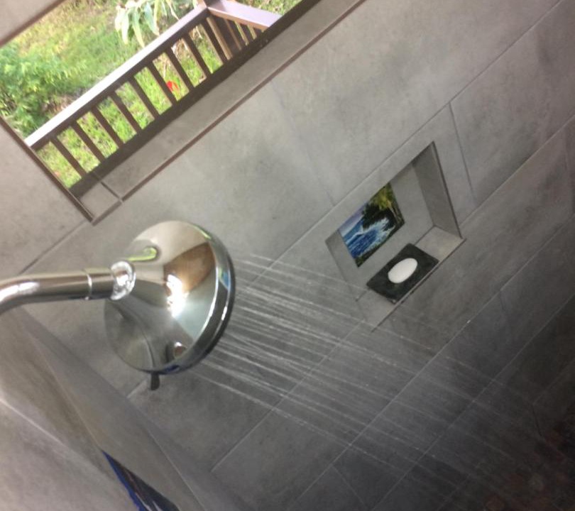 Photo of Bathroom in Leilani Estates