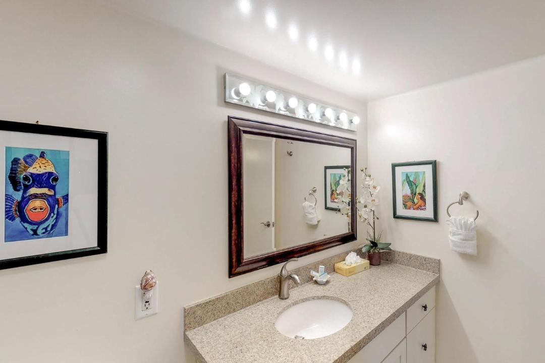 Photo of Bathroom in Maalaea