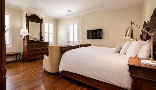 Room, 1 King Bed, Ensuite