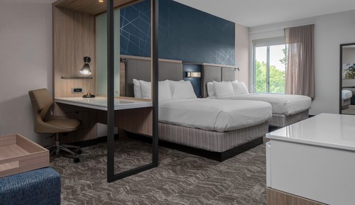 Suite, 2 Queen Beds (Mobility Accessible, Roll-in Shower)