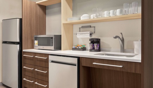 Studio, 1 Queen Bed, Accessible, Bathtub (Mobilty/ Hearing)