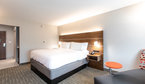 Suite, 1 King Bed, Accessible (Mobility)