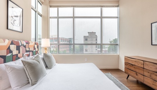 Premium Three Bedroom (Self Check-in with Virtual Front Desk)