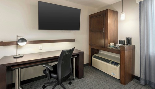 Room, 1 King Bed with Sofa bed (Mobility Accessible, Tub)