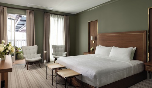 Executive Studio Suite, 1 King Bed, Balcony
