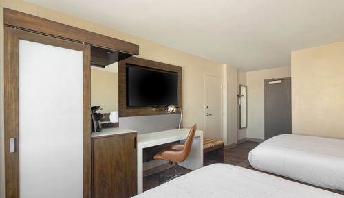 Accessible Two Queen Beds