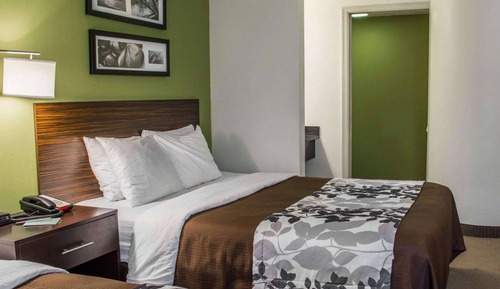 Standard Room, 2 Queen Beds, Non Smoking