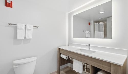 King Suite with Kitchenette