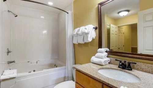 One-Bedroom Suite