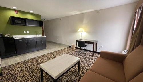 Superior King Suite - Non-smoking