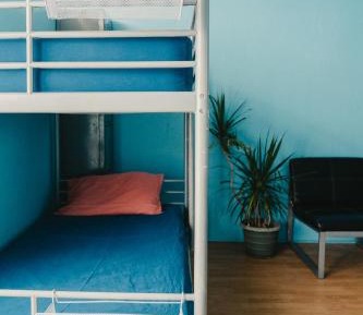 Single Bed in Mixed Dormitory Room