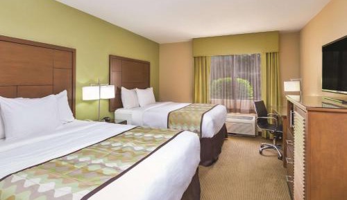 Queen Room with Two Queen Beds and Roll-In Shower - Mobility/Hearing Accessible - Non-Smoking