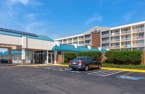 Kill Devil Hills Hotel | Comfort Inn on The Ocean