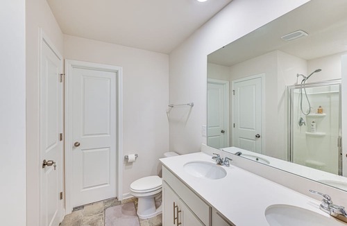 Easley House | Greenville Area Getaway w/ Patio & Backyard!