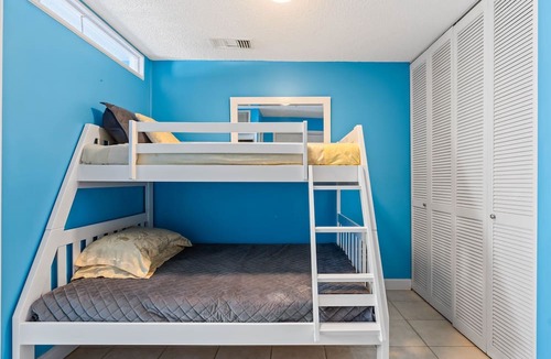 McCutcheon Field Condo | OceanView at Villa Capriani-Master Ste 1-Sleeps up to 5