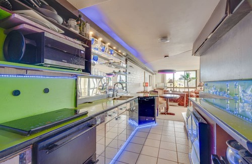 Poipu Apartment | Colorful Poipu Condo w/ Expansive Ocean Views!