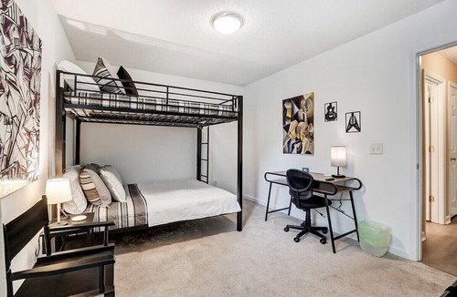 Wingate Apartment | Walking distance to Wingate University! Book now