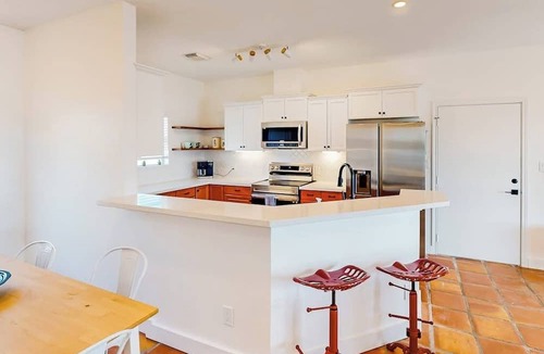 Lago Vista House | Waterfront home w/open layout kitchen, lg deck, W/D, Private dock with kayaks,