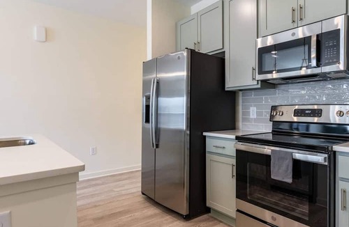 Wilmington Apartment | Barsala l Brand-new 2BD just west of Wilmington